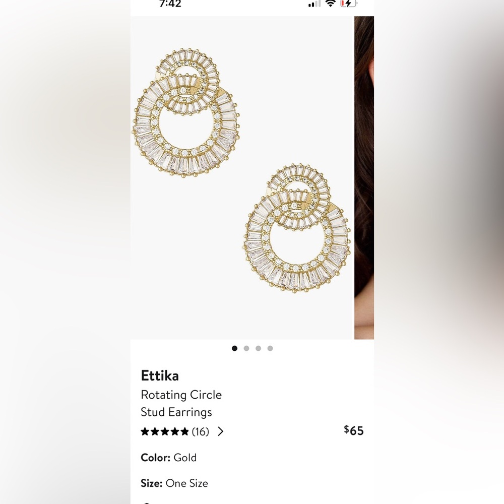 Ettika Rotating Circle Stud Earrings